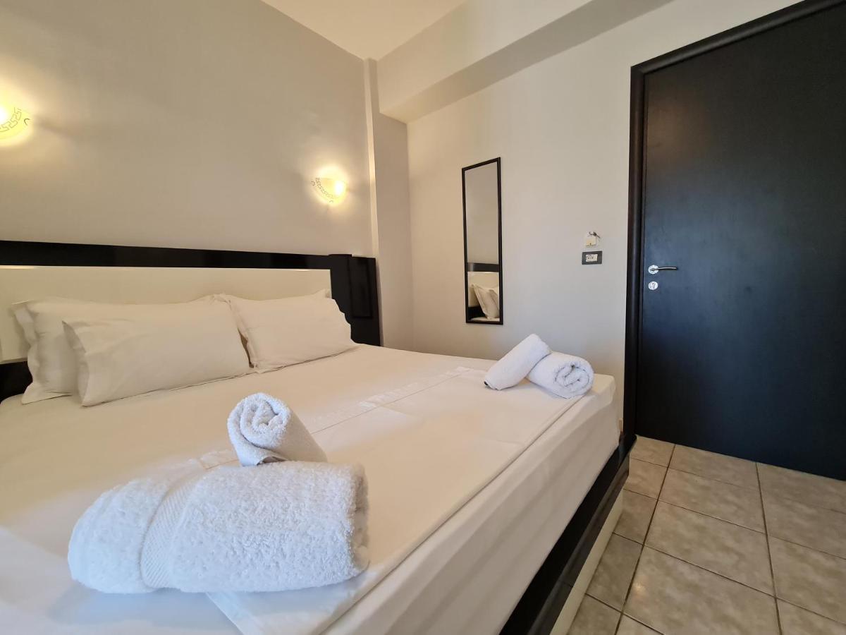 Hotel Ardiani Ksamil Exterior photo