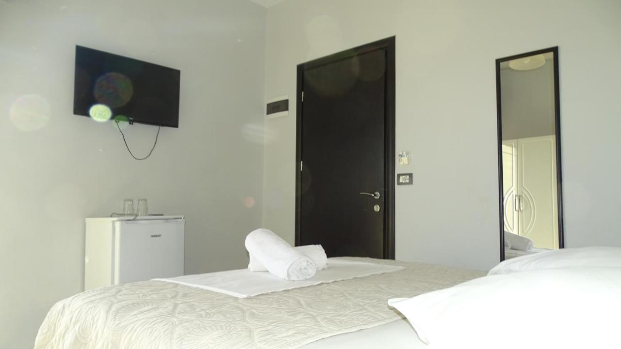Hotel Ardiani Ksamil Exterior photo